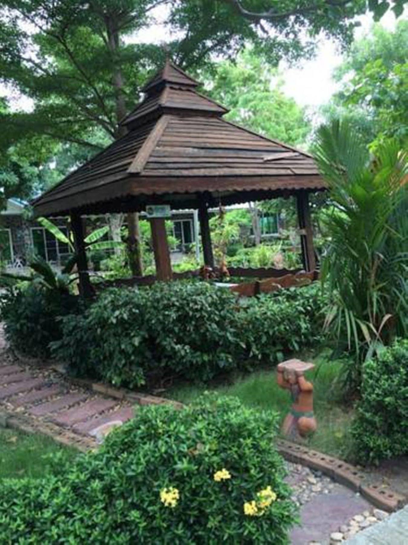 Punpisa Resort Sam Chuk Bagian luar foto